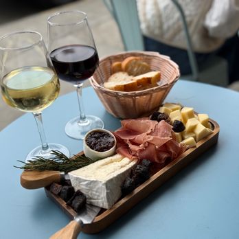 La Fromagerie - $45 Charcuterie Board with 2 glasses of wine - Cheese Shops Near Me - San Francisco, California La Fromagerie - $45 Charcuterie Board with 2 glasses of wine - Cheese Shops Near Me - San Francisco, California