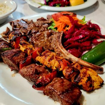 Istanbul Blue - Instanblue Mixed Grill - Mediterranean Near Me - Vienna, Virginia