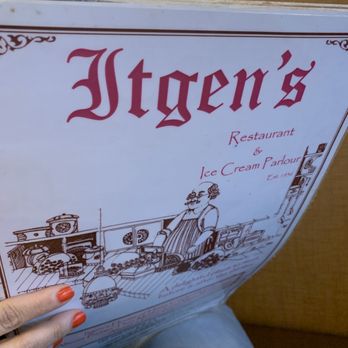 Walt Itgen's Ice Cream Parlour - Ice Cream & Frozen Yogurt Near Me - Valley Stream, New York