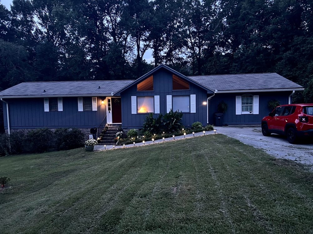 WELL HUNG GUTTERS Updated October 2024 Loganville, Gutter