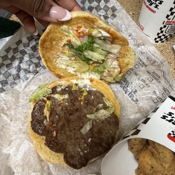 Rally’s - Fast Food Near Me - Phoenix, Arizona Rally’s - Fast Food Near Me - Phoenix, Arizona