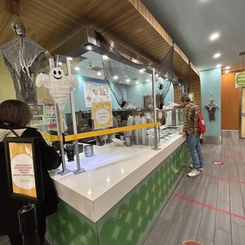Pinkberry - Ice Cream & Frozen Yogurt Near Me - New York, New York