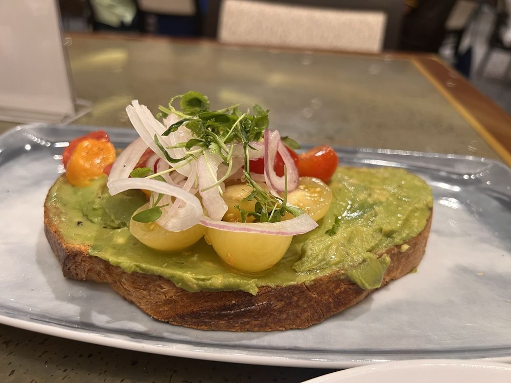 Avenue Cafe