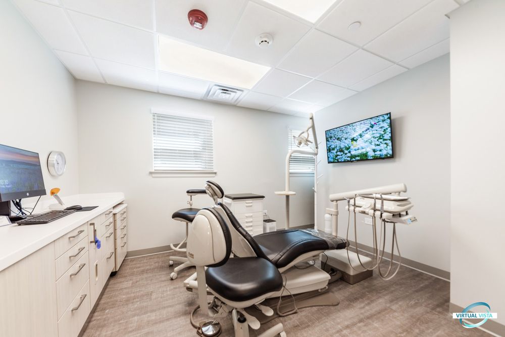 MIDWEST DENTAL CENTER WESTCHESTER Updated August 2024 19 Photos