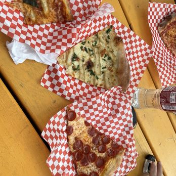 FM Pizza - Chicken parm, lemon chicken & pepperoni - Pizza Near Me - Wimberley, Texas