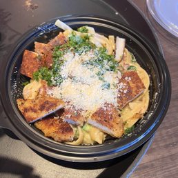 Crispy Chicken Bacon Alfredo Crispy Chicken Bacon Alfredo