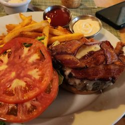Citron Bistro - Best burger I've had this year.