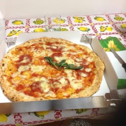 Spacca Napoli - Pizza al salamino piccante