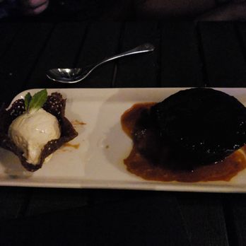 Earls Kitchen + Bar - Sticky toffee dessert - New American Near Me - Boston, Massachusetts Earls Kitchen + Bar - Sticky toffee dessert - New American Near Me - Boston, Massachusetts