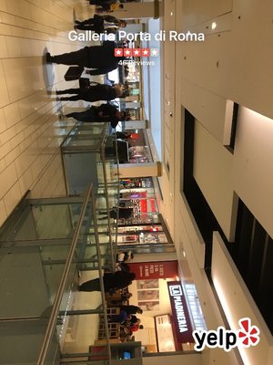 Shopping Mall Porta di Roma by null