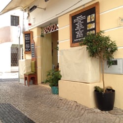 Bora Café