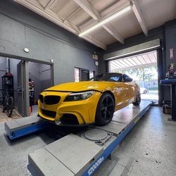305 Mechanic Shop