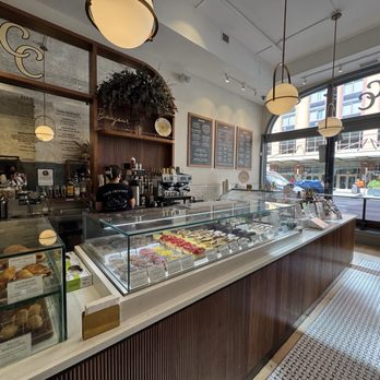 Café Crèmerie - Cafes Near Me - Chicago, Illinois