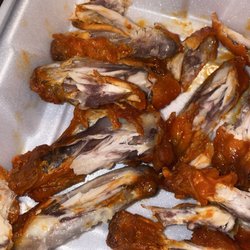 Wings World - BLOODY BRUISED NASTY CHICKEN