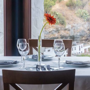 El Mirador - Spanish Near Me - Setenil, California
