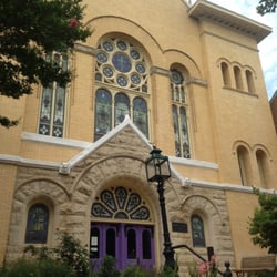 Dumbarton Concert Series - Dumbarton Concerts presents our concerts in the sanctuary of historic Dumbarton United Methodist Church.