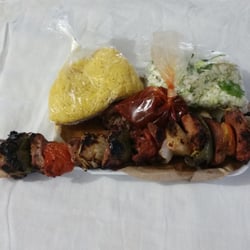 Pollos Asados al Carbón - Orden de brocheta con complementos