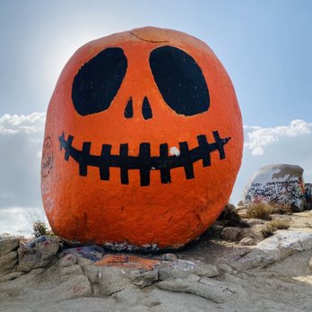 Pumpkin Rock Trail - Pumpkin Rock! - Hiking Near Me - Norco, California