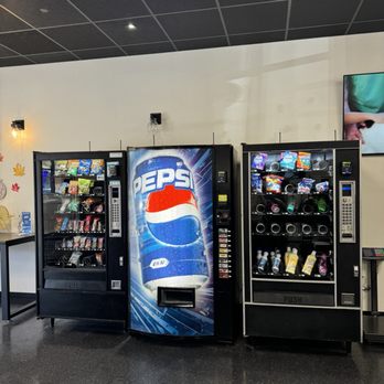 Central Coast Laundry - Laundromat Near Me - Camarillo, California