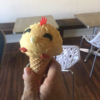 Eli's Ark - The chicken with tiki flavored ice cream - Gelato Near Me - Chicago, Illinois