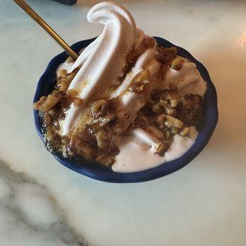 Dear Daphni - Strawberry pistachio ice cream - Mediterranean Near Me - Philadelphia, Pennsylvania