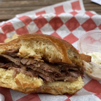 Berkeley Springs Brewing - a roast beef sandwich with a side of coleslaw - Barbeque Near Me - Berkeley Springs, West Virginia Berkeley Springs Brewing - a roast beef sandwich with a side of coleslaw - Barbeque Near Me - Berkeley Springs, West Virginia