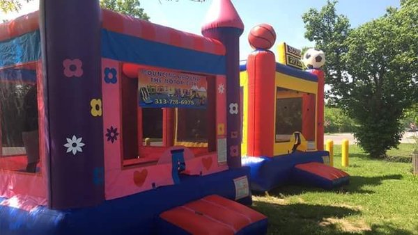 Detroit Balloon Store - Bouncing Around The Motor City by null