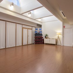 Clarity Massage and Wellness - Classes: Yoga, Meditation, Pregnancy Yoga, Soundbaths, Workshops, Events and more