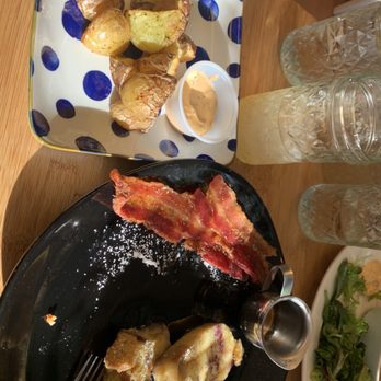 That New Place - French Toast, Candied Bacon, and Potatoes - Coffee & Tea Near Me - Williamston, Michigan