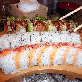 Sushi Maki - Love their presentation. - Sushi Bars Near Me - Seattle, Washington Sushi Maki - Love their presentation. - Sushi Bars Near Me - Seattle, Washington