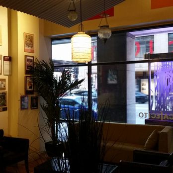 Cafecito - It's quiet this morning! :-0 - Coffee & Tea Near Me - Chicago, Illinois
