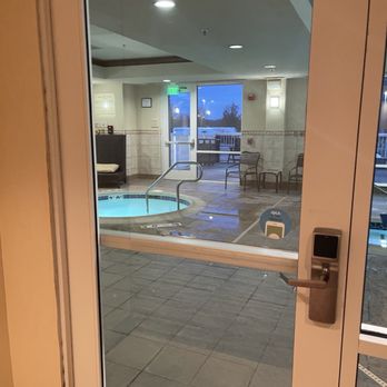 Hilton Garden Inn Mt. Laurel - Hotels Near Me - Mount Laurel, New Jersey