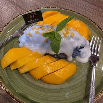 Siam Station - Mango Sticky Rice - Thai Near Me - Irvine, California