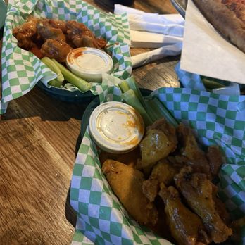 Johnny Mac's Restaurant & Bar - Buffalo Jumbo Wings 1 lb. (7 Wings) - Pizza Near Me - Henderson, Nevada
