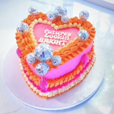 Vintage cakes - Vintage heart cakes are all the rage right now. Order one for Valentine's day, birthdays, sweet 16, weddings, anniversaries or just to say "I love you" or "thank you".
They are truly beautiful and I think will take your breath away. Vintage cakes - Vintage heart cakes are all the rage right now. Order one for Valentine's day, birthdays, sweet 16, weddings, anniversaries or just to say "I love you" or "thank you".
They are truly beautiful and I think will take your breath away.
