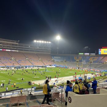 Rose Bowl Stadium - 11/23 - Stadiums & Arenas Near Me - Pasadena, California