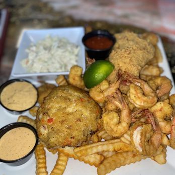 Taste Restaurant Bar & Grill - Seafood Platter - Bars Near Me - Hardeeville, South Carolina Taste Restaurant Bar & Grill - Seafood Platter - Bars Near Me - Hardeeville, South Carolina