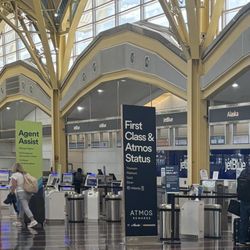 JetBlue - Check-in Counters