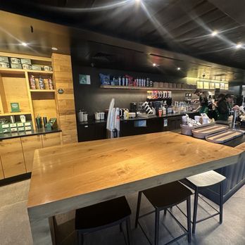 Starbucks - Coffee & Tea Near Me - Los Angeles, California Starbucks - Coffee & Tea Near Me - Los Angeles, California