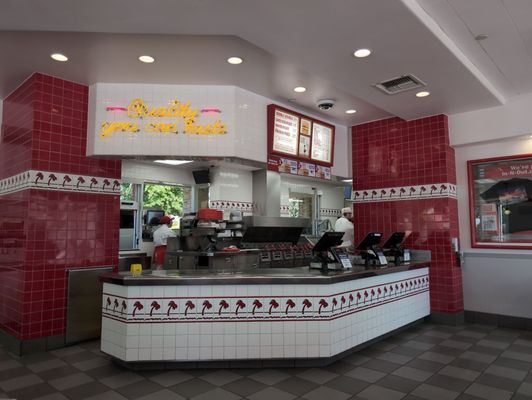 In-N-Out Burger by null