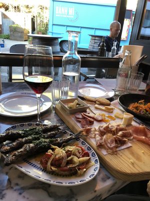 Bar Douro London Bridge by null