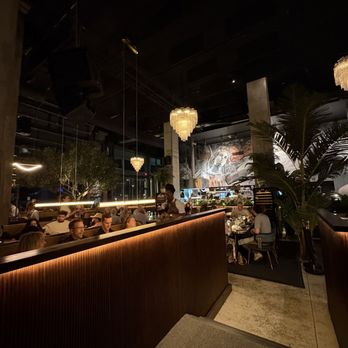 V Modern Italian - Inside - Italian Near Me - Nashville, Tennessee V Modern Italian - Inside - Italian Near Me - Nashville, Tennessee