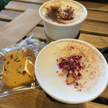 Kunst Coffee Haus - Heavy Snow latte, Black Rose tea latte, Cranberry Pistachio Shortbread Cookie and Ube Crinkle Cookie - Coffee & Tea Near Me - Bayside, New York Kunst Coffee Haus - Heavy Snow latte, Black Rose tea latte, Cranberry Pistachio Shortbread Cookie and Ube Crinkle Cookie - Coffee & Tea Near Me - Bayside, New York