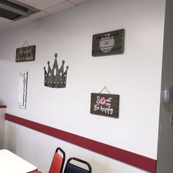 Donut Palace STL - Bakeries Near Me - Ellisville, Missouri