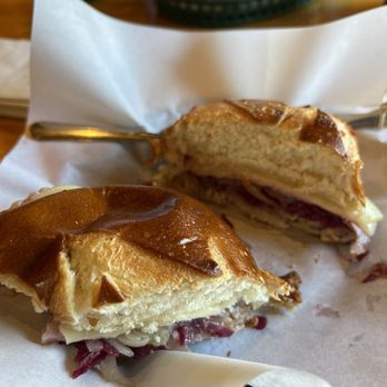 Gustav's - Pork Schnitzel Burger - German Near Me - Leavenworth, Washington