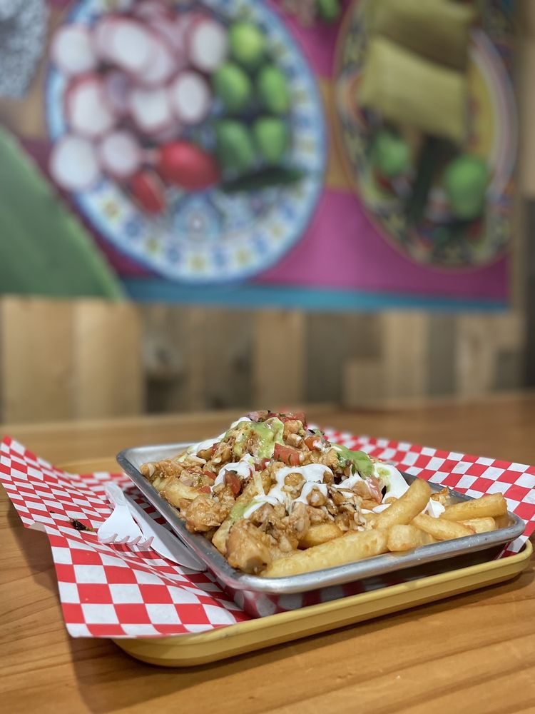 Food from Betzy's tacos