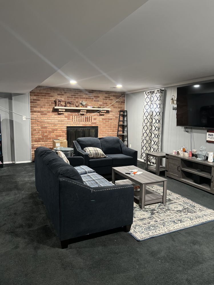 Slide of Garmo Contractor