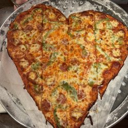 Fox's Restaurant & Pub - Oak Lawn - Pepperoni, green pepper pizza