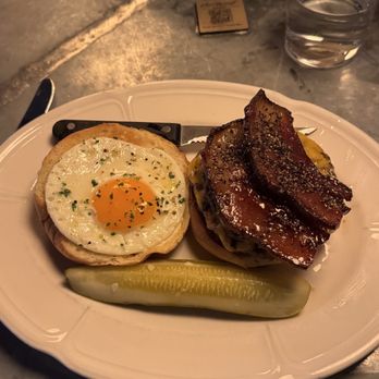 Au Cheval - Bars Near Me - Chicago, Illinois Au Cheval - Bars Near Me - Chicago, Illinois