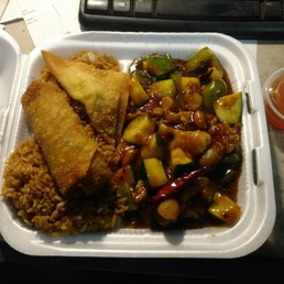 Kung Pao chicken lunch combo. Kung Pao chicken lunch combo.